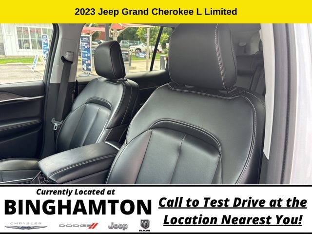 Used 2023 Jeep Grand Cherokee L Limited w/ Black Appearance Package AWD/4WD image 17