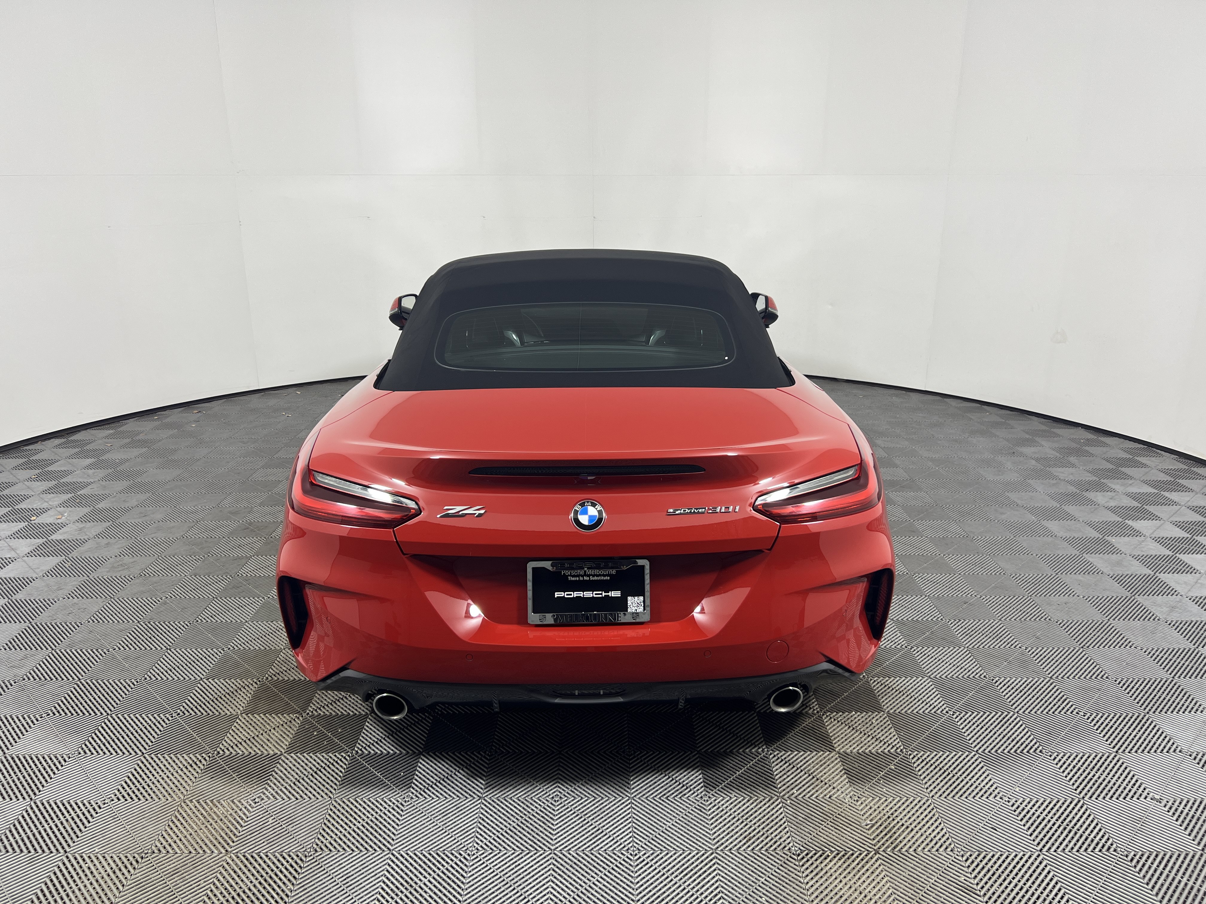 Used 2026 BMW Z4 sDrive30i RWD image 4
