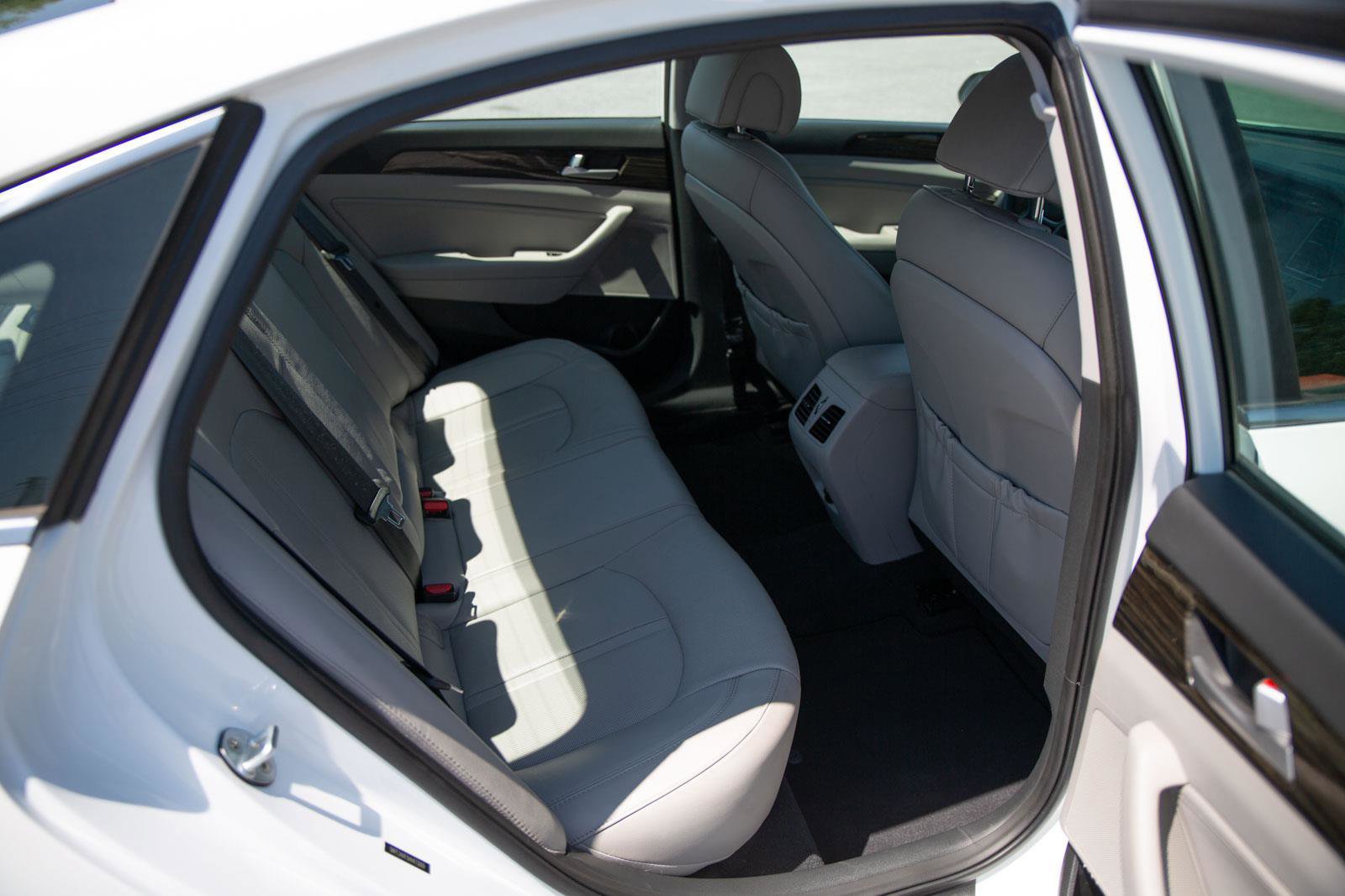 Used 2017 Hyundai Sonata Limited FWD image 24