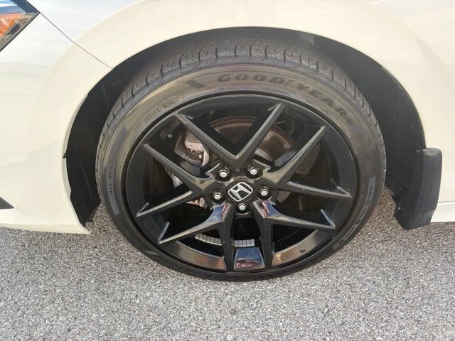 Used 2024 Honda Civic Sport image 11