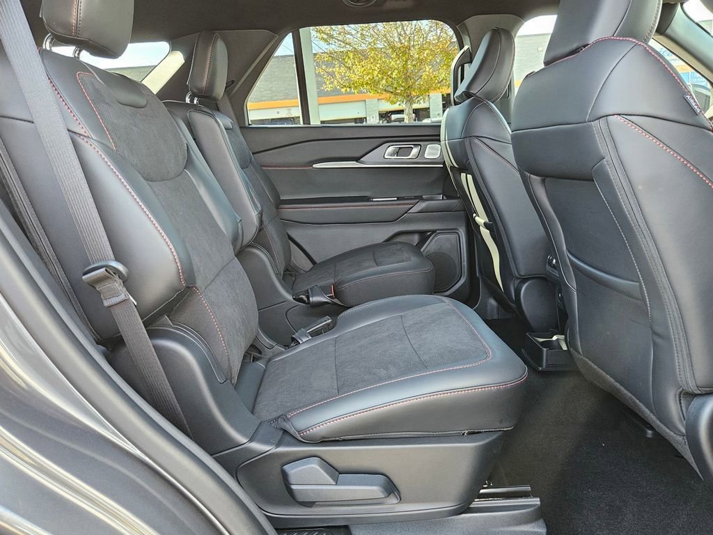 New 2026 Ford Explorer ST w/ Sun And Sound Package image 33