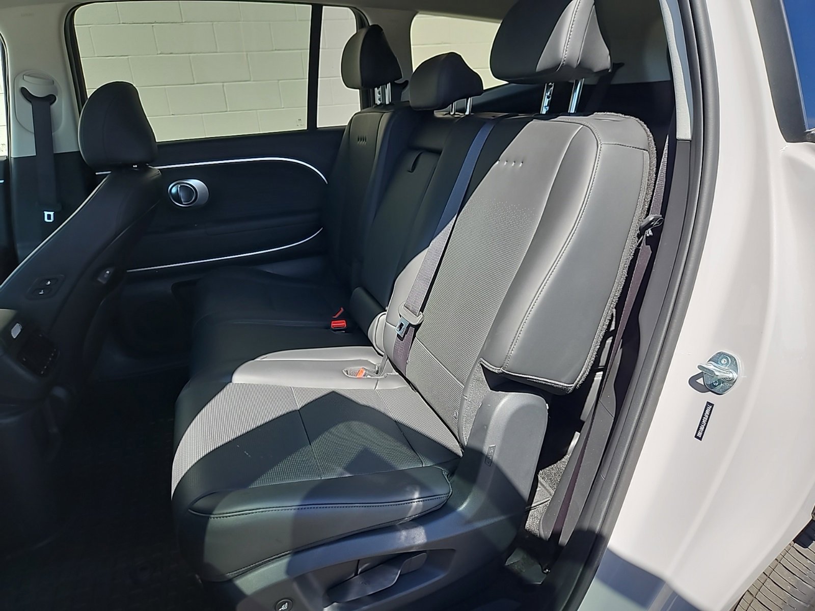 New 2026 Hyundai Ioniq 9 SEL image 22