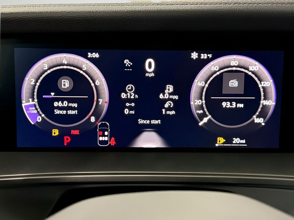 New 2026 Volkswagen Tiguan SE FWD image 12