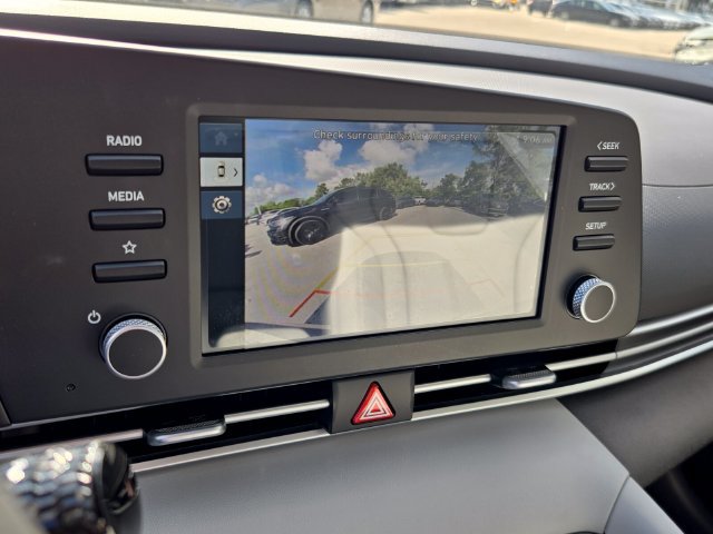 New 2026 Hyundai Elantra SEL Sport FWD image 10