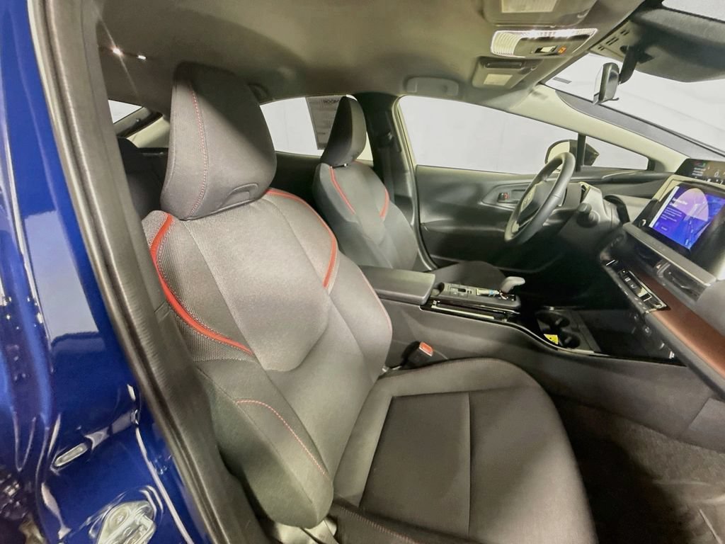 Certified 2026 Toyota Prius Plug-In Hybrid FWD image 24