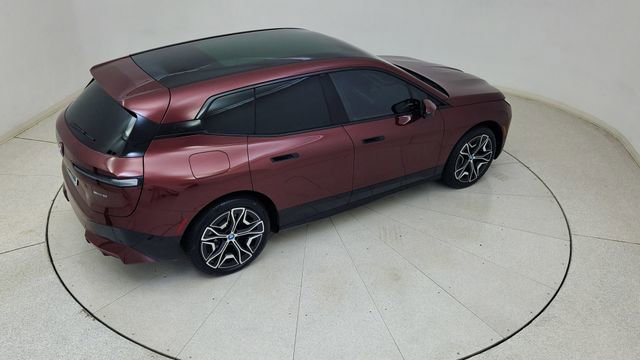 Used 2024 BMW iX xDrive50 w/ Premium Package AWD/4WD image 80