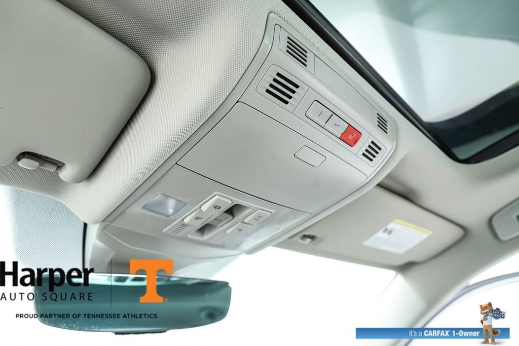 Used 2023 Volkswagen Jetta SE w/ Panoramic Sunroof Package image 63