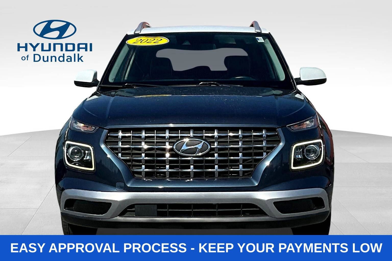 Used 2022 Hyundai Venue Limited FWD image 2