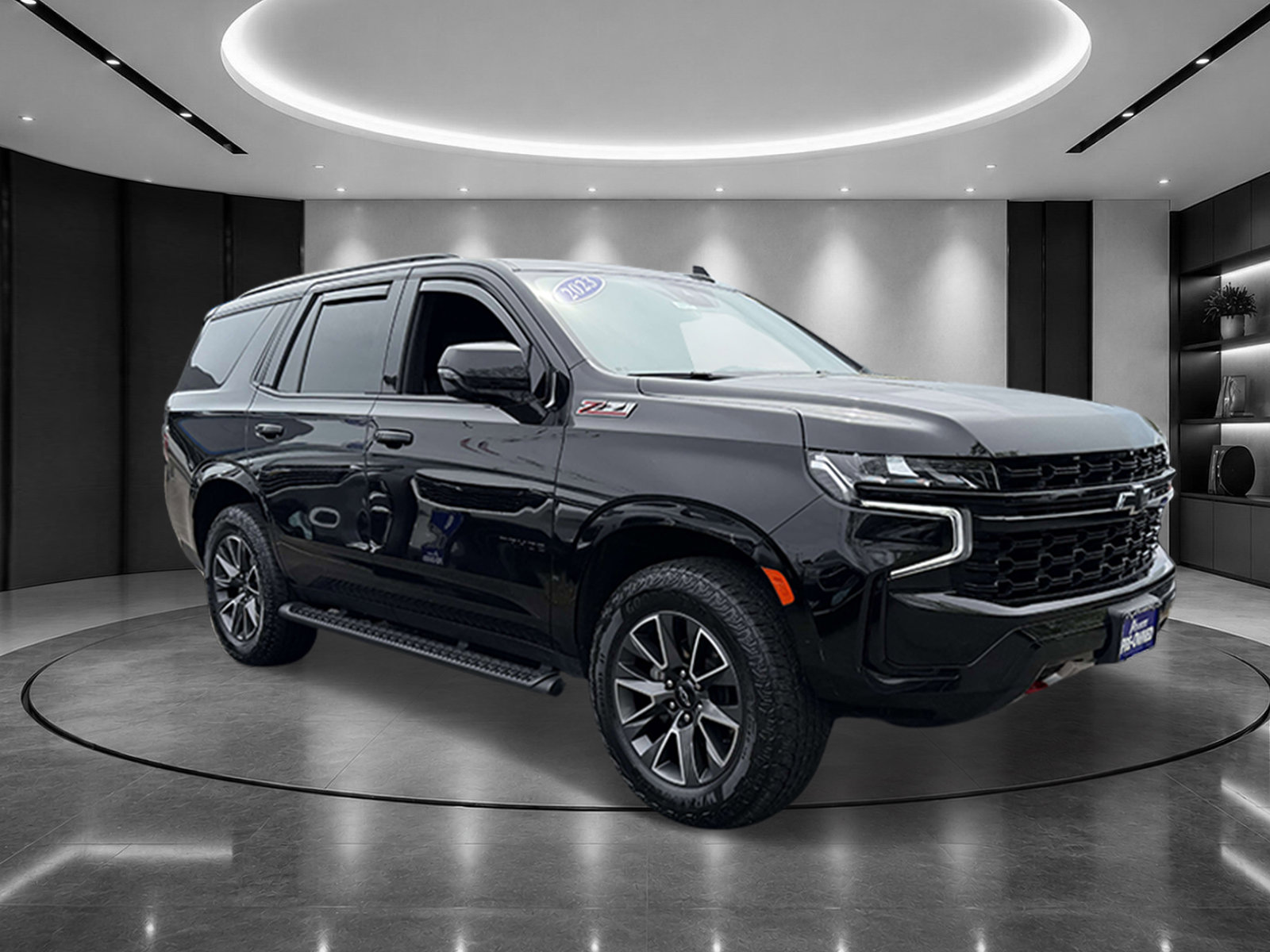 Certified 2023 Chevrolet Tahoe Z71 w/ Luxury Package AWD/4WD image 2