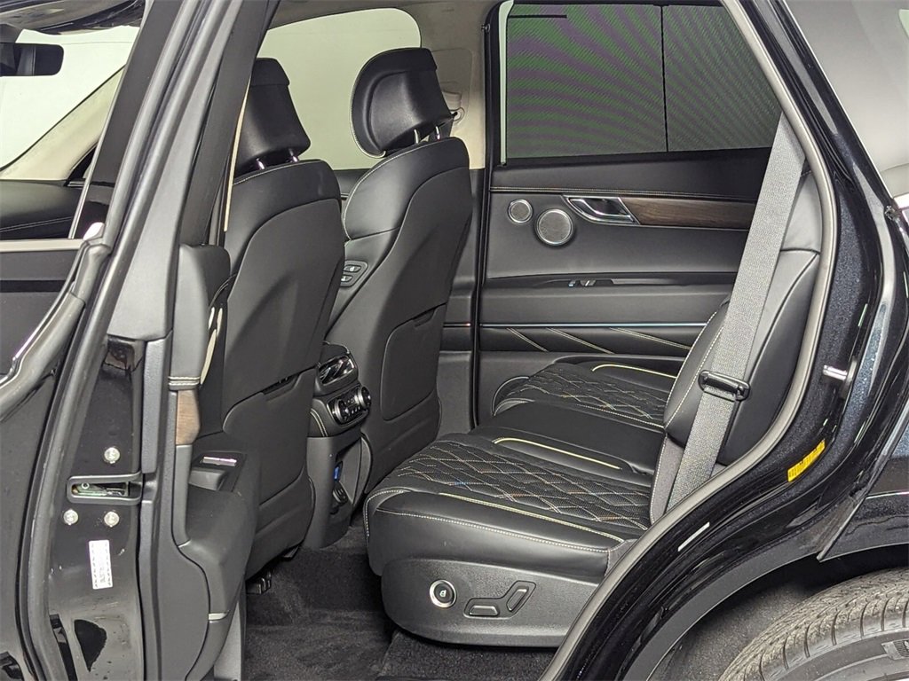 Used 2024 Genesis GV80 3.5T w/ Prestige Package image 23