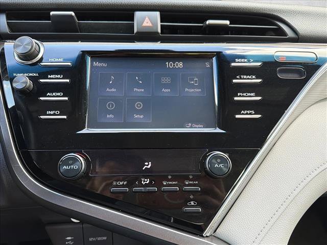 Used 2018 Toyota Camry SE FWD image 19