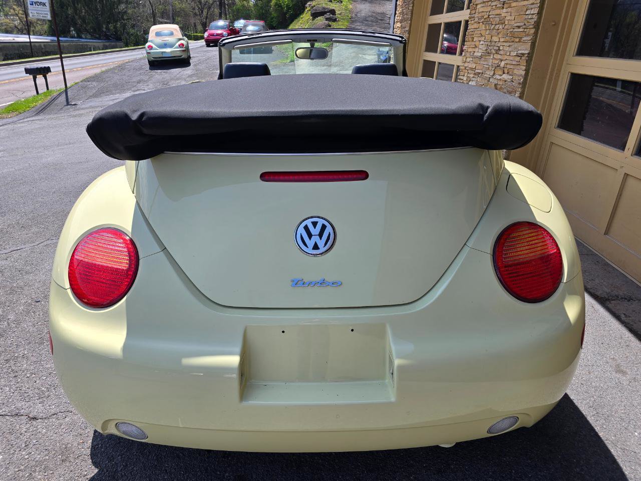 Used 2004 Volkswagen Beetle GLS image 11