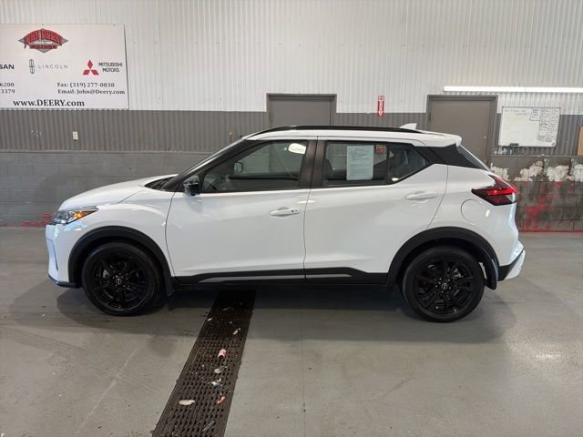 Certified 2023 Nissan Kicks SR w/ SR Premium Package FWD image 7