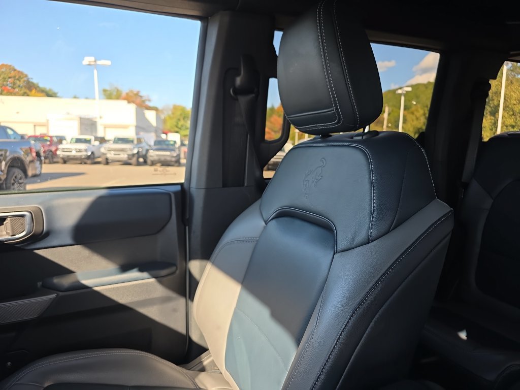 Used 2022 Ford Bronco Outer Banks AWD/4WD image 40