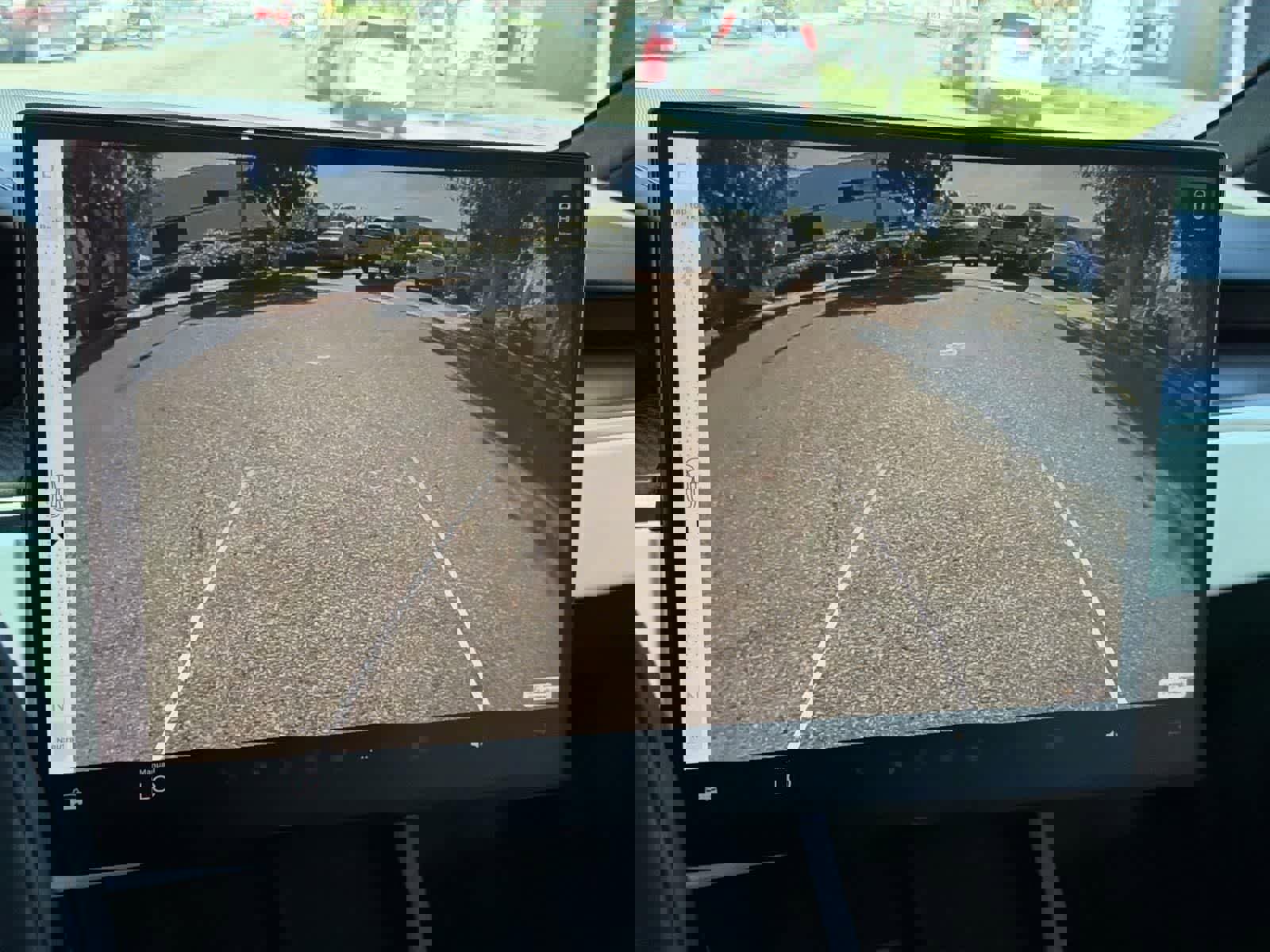 Used 2023 Tesla Model X Plaid image 18