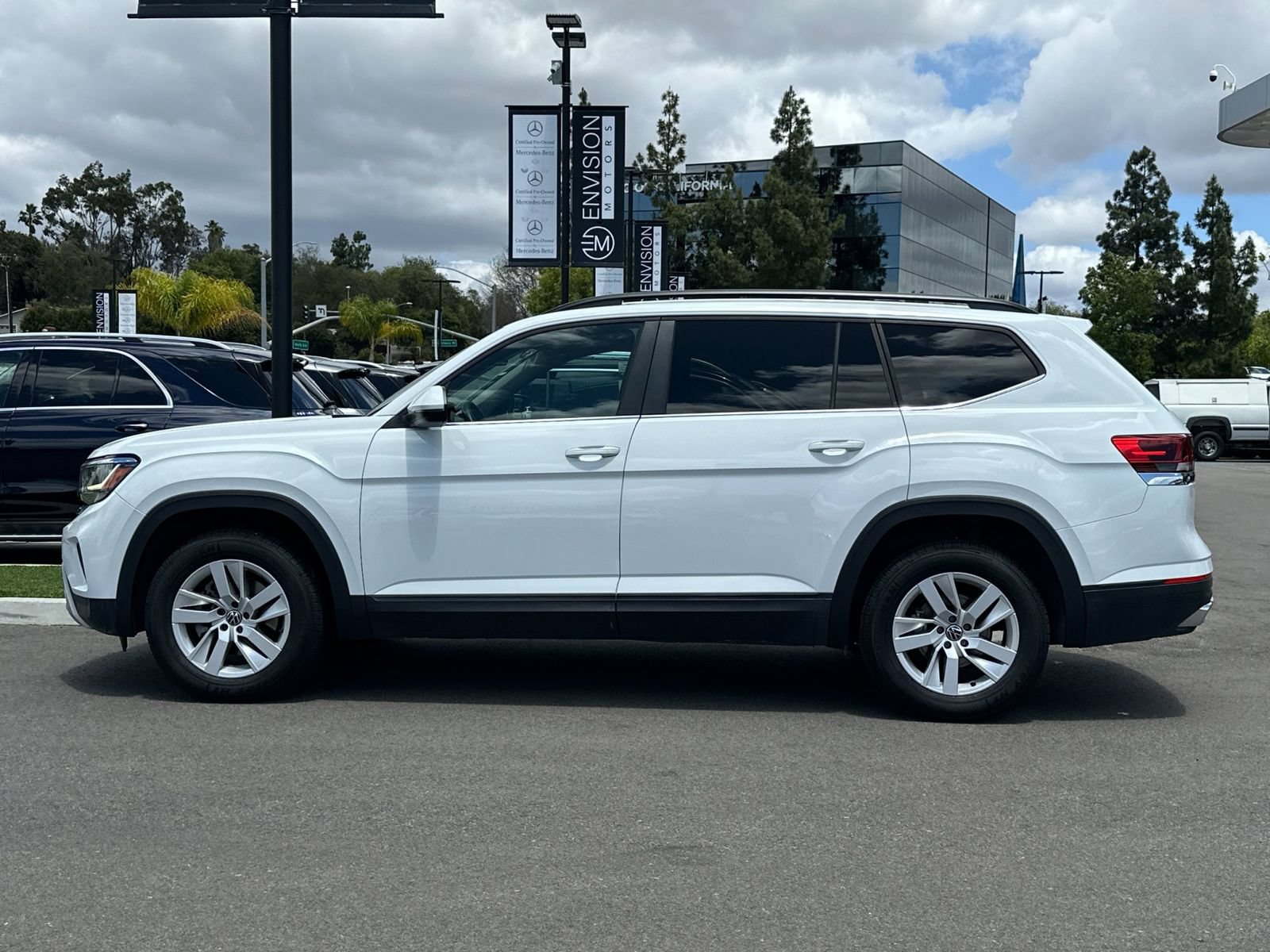 Used 2021 Volkswagen Atlas S FWD image 6