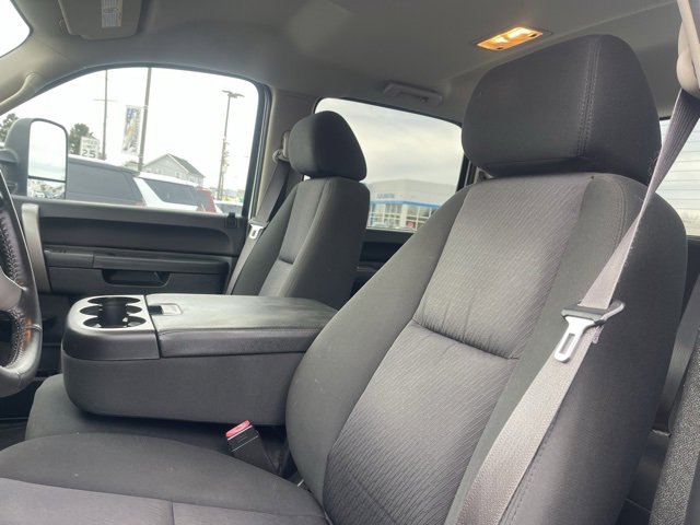 Used 2013 Chevrolet Silverado 2500 LT w/ Snow Plow Prep Package image 17