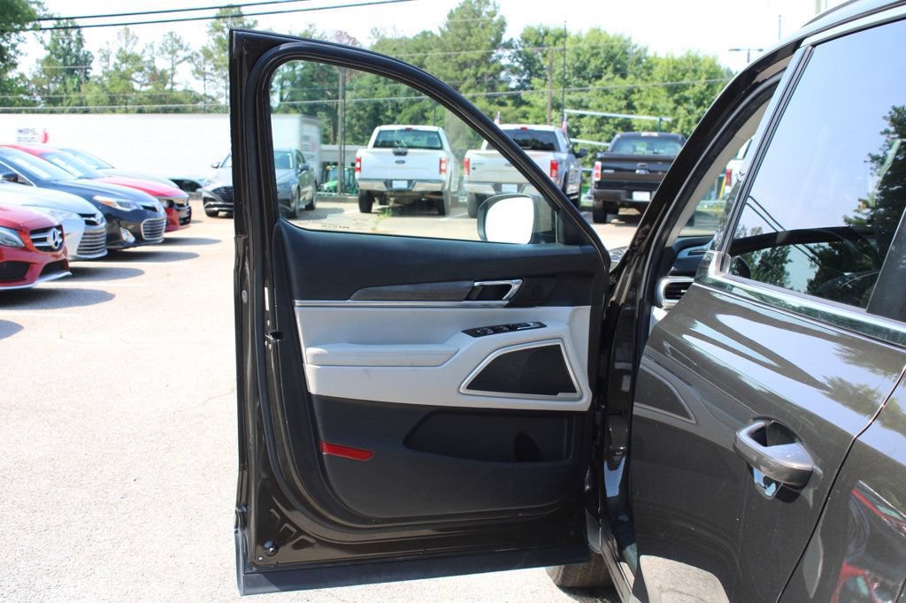 Used 2022 Kia Telluride EX FWD image 13