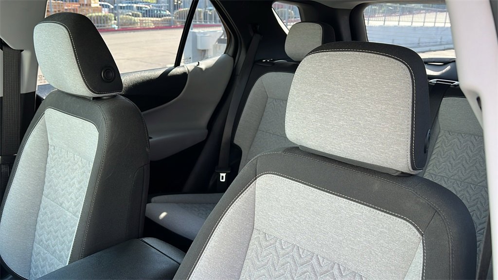 Used 2023 Chevrolet Equinox LS image 12