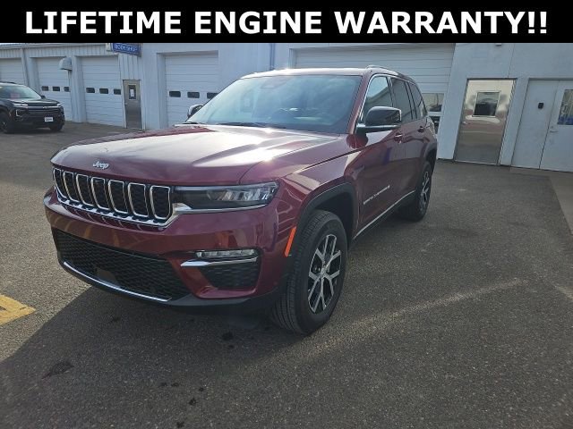 Used 2024 Jeep Grand Cherokee Limited w/ Luxury Tech Group II AWD/4WD image 4