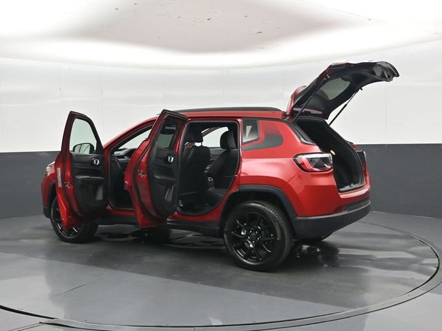 New 2026 Jeep Compass Latitude image 47