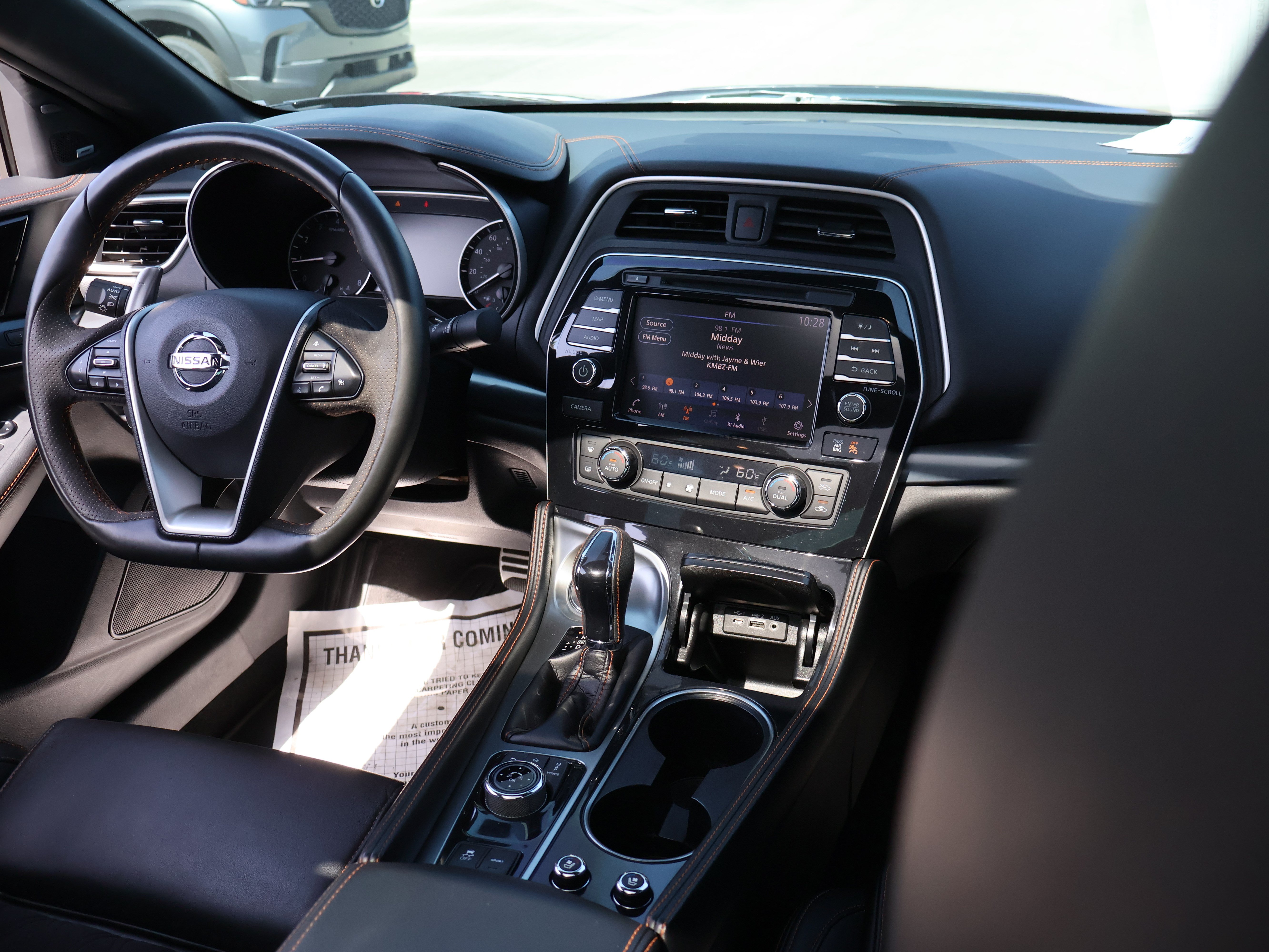 Used 2022 Nissan Maxima SR w/ Sport Mat Group FWD image 13