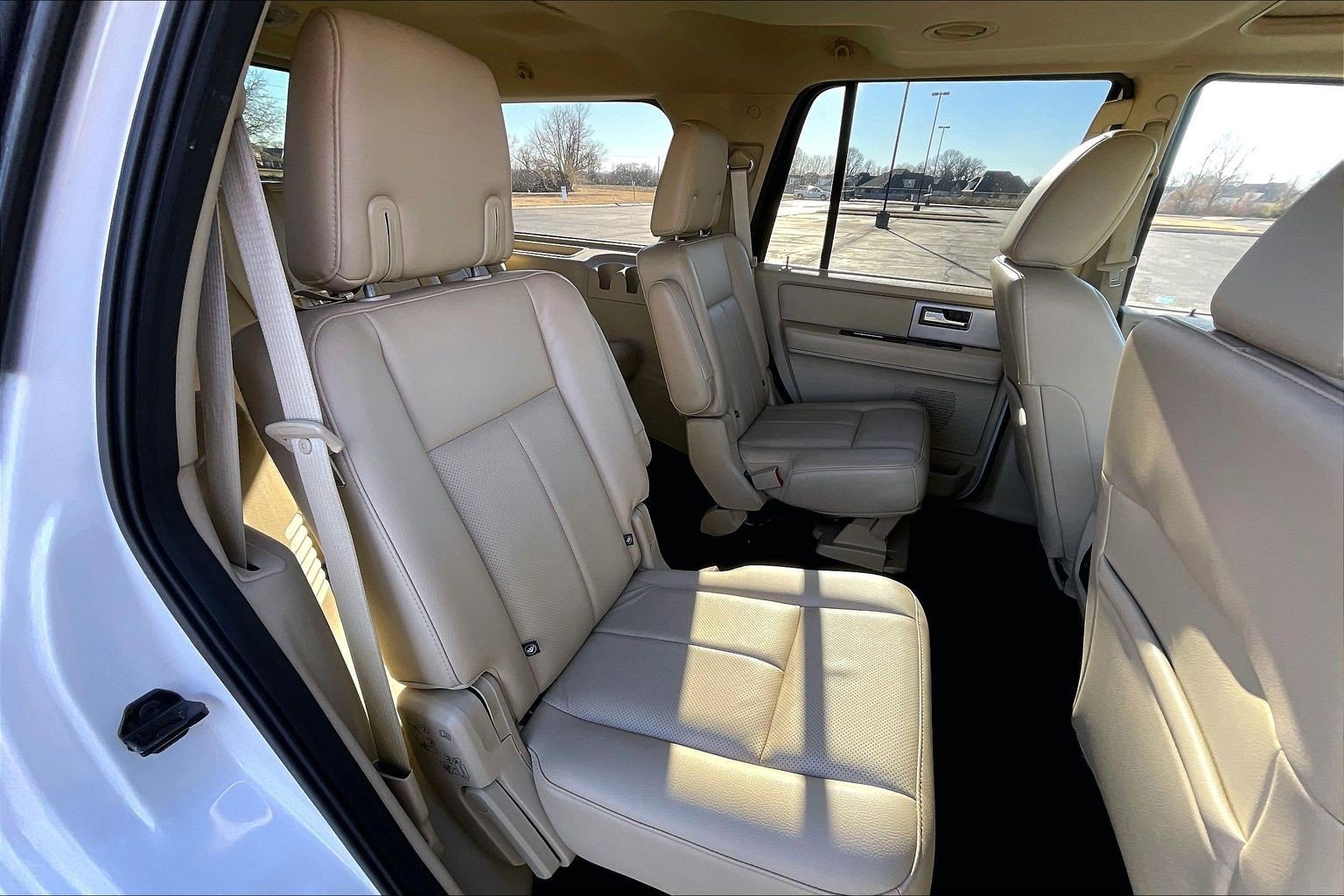 Used 2017 Ford Expedition Limited w/ Equipment Group 301A image 17