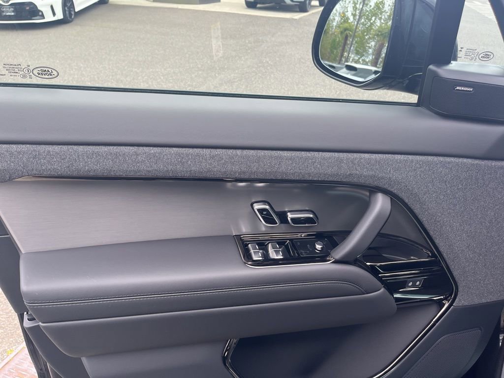 New 2026 Land Rover Range Rover Sport Dynamic SE AWD/4WD image 11