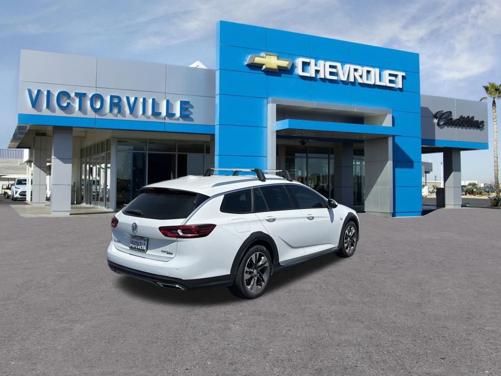 Used 2018 Buick Regal Preferred w/ Sights and Sounds Package AWD/4WD image 6