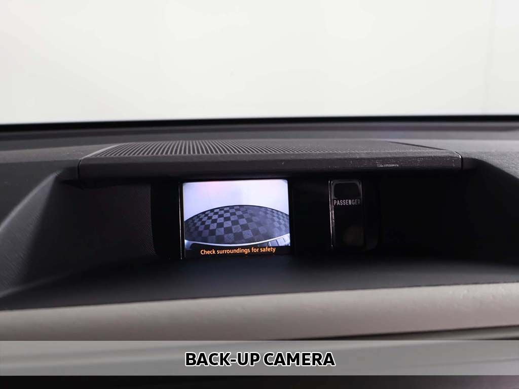 Used 2011 Toyota Sienna LE w/ Towing Pkg FWD image 3