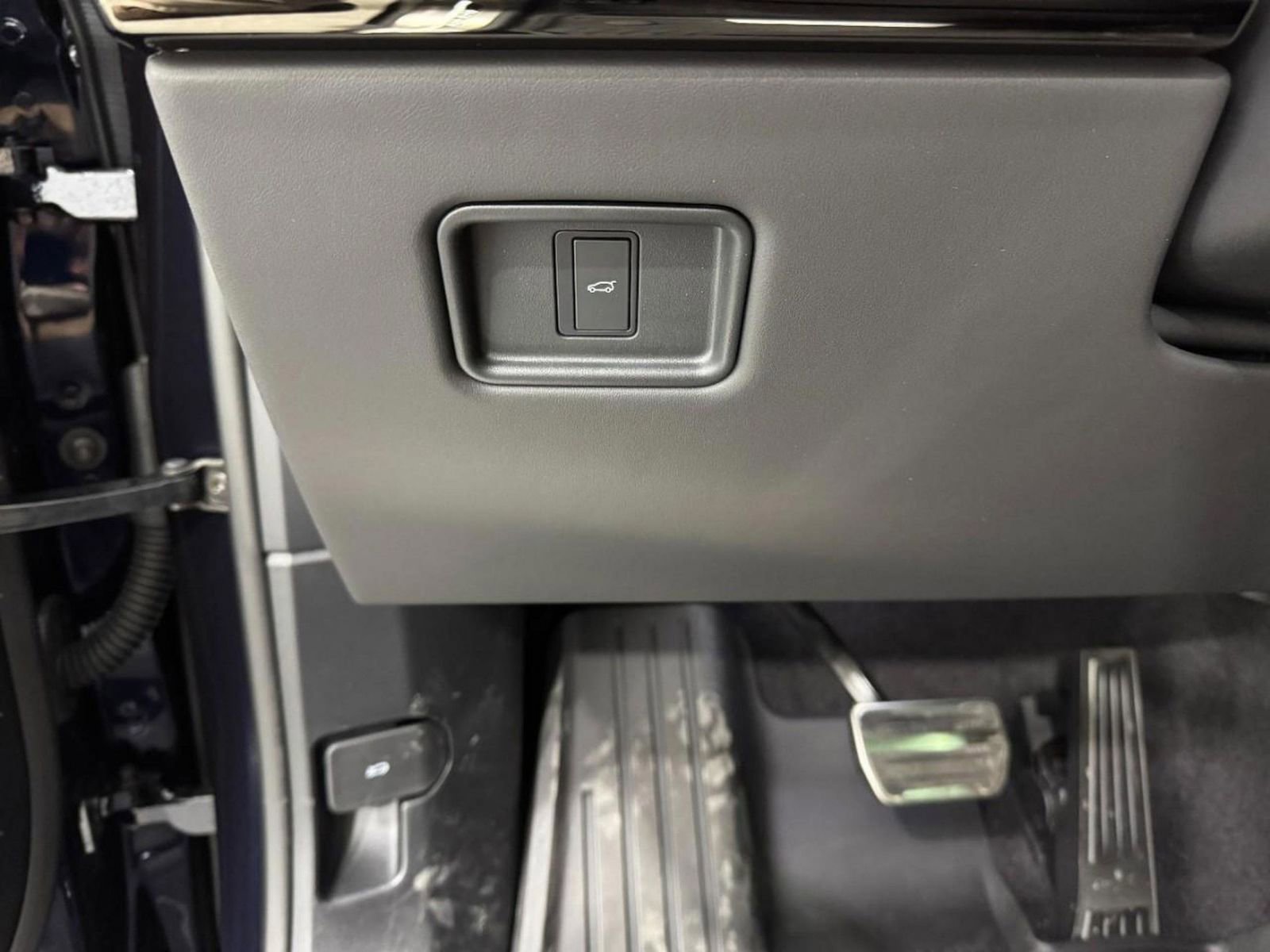 New 2026 Land Rover Range Rover Sport Dynamic SE image 28