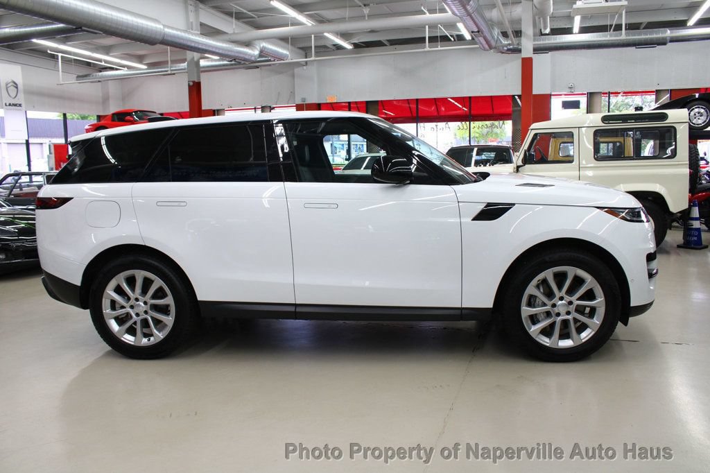 Used 2025 Land Rover Range Rover Sport SE AWD/4WD image 66
