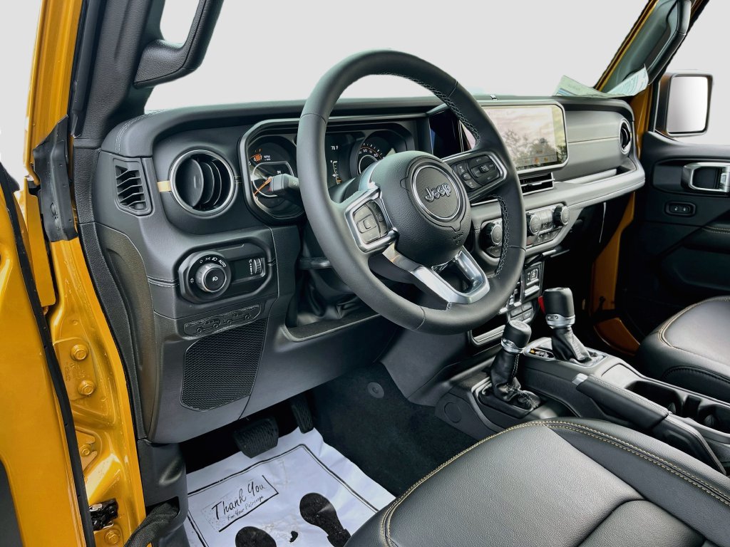 New 2026 Jeep Wrangler Unlimited Sahara AWD/4WD image 9