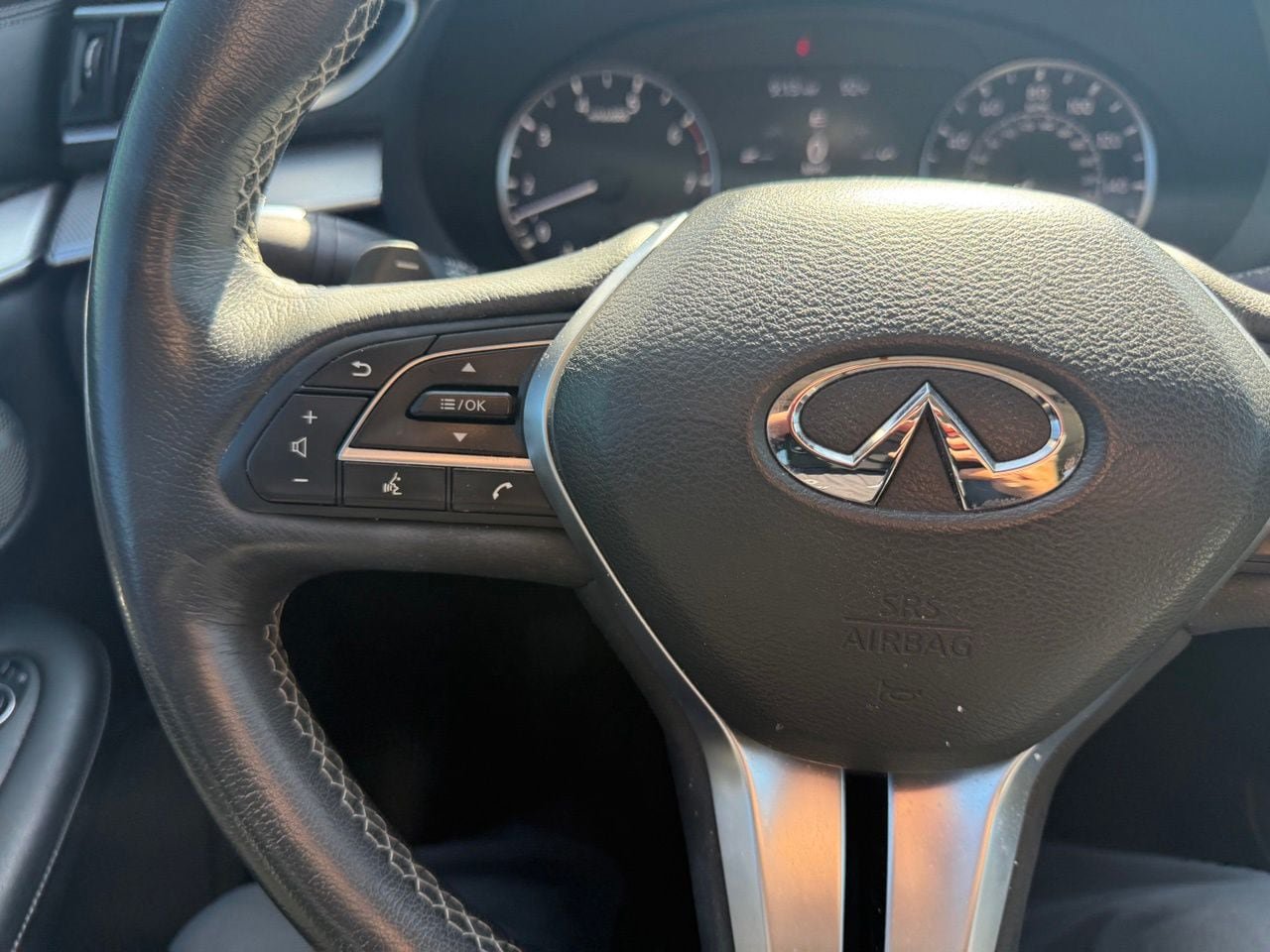 Used 2019 INFINITI QX50 Essential w/ Premium Heat Package FWD image 19