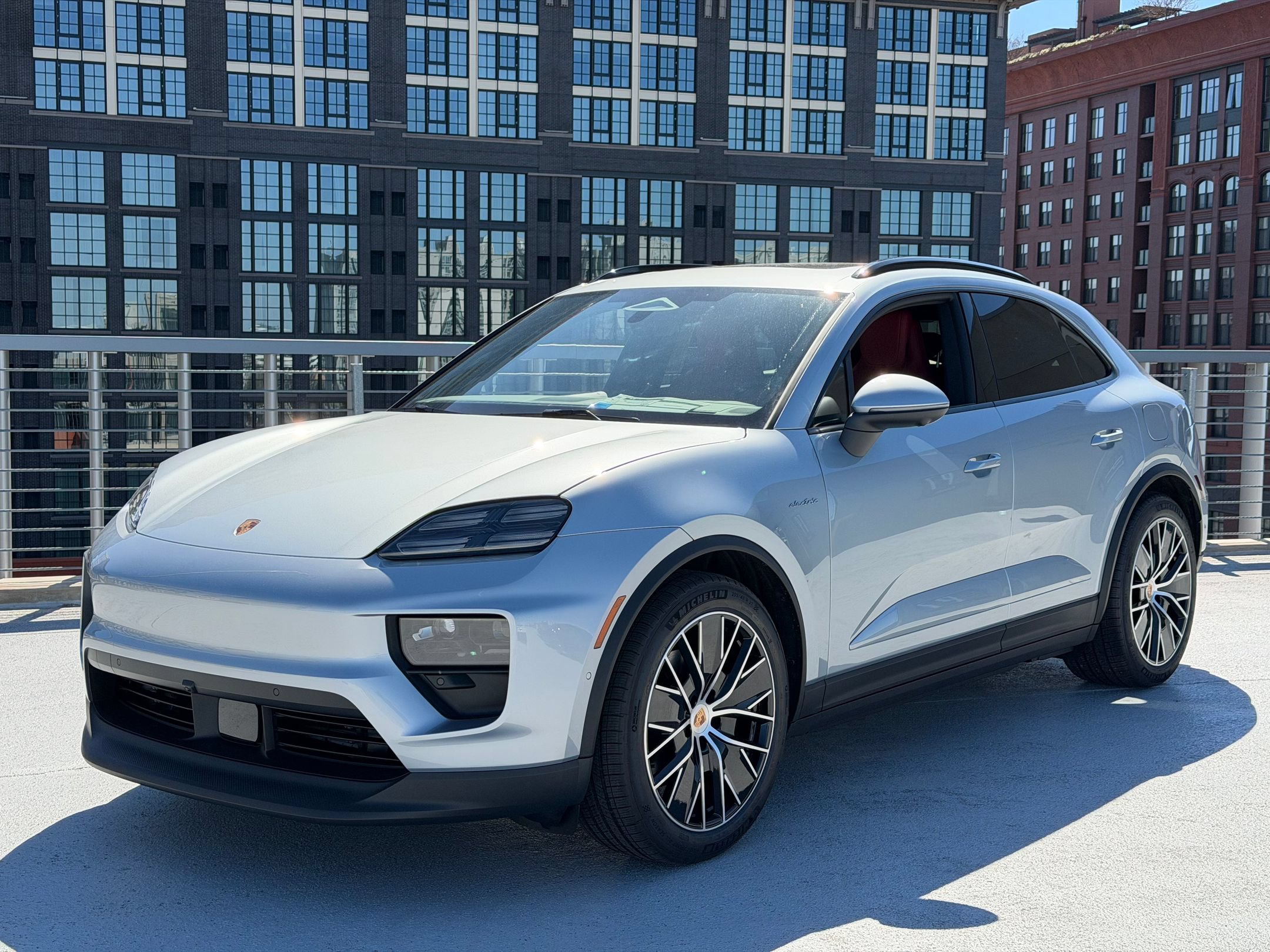 New 2026 Porsche Macan 4 Electric AWD/4WD image 1