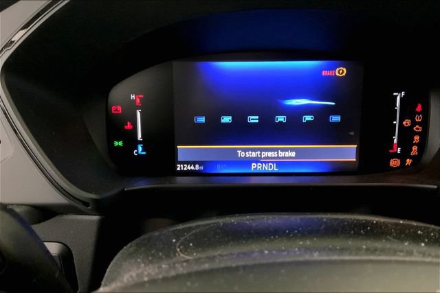 Used 2024 Ford Escape ST-Line w/ Tech Pack #1 FWD image 9