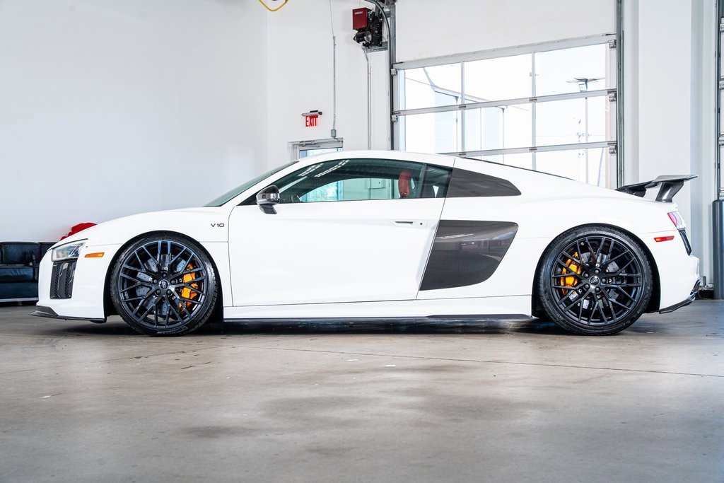 Used 2017 Audi R8 V10 plus image 8