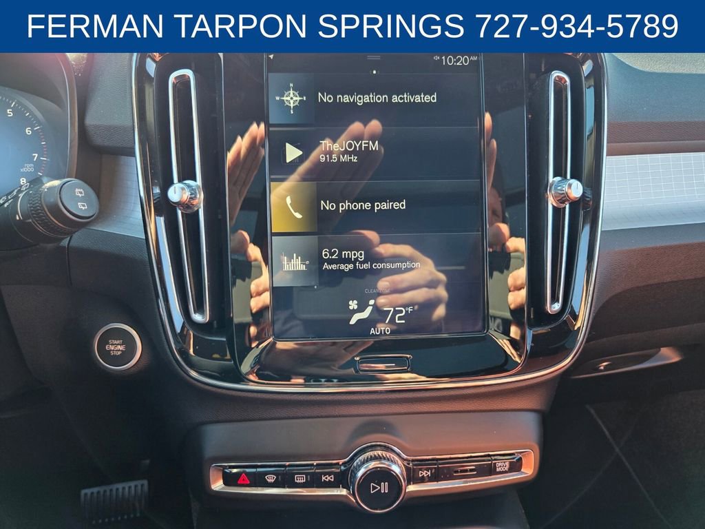 Used 2020 Volvo XC40 T5 Momentum w/ Premium Package image 24