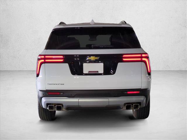 Used 2025 Chevrolet Traverse LT w/ Driver Confidence Package FWD image 7