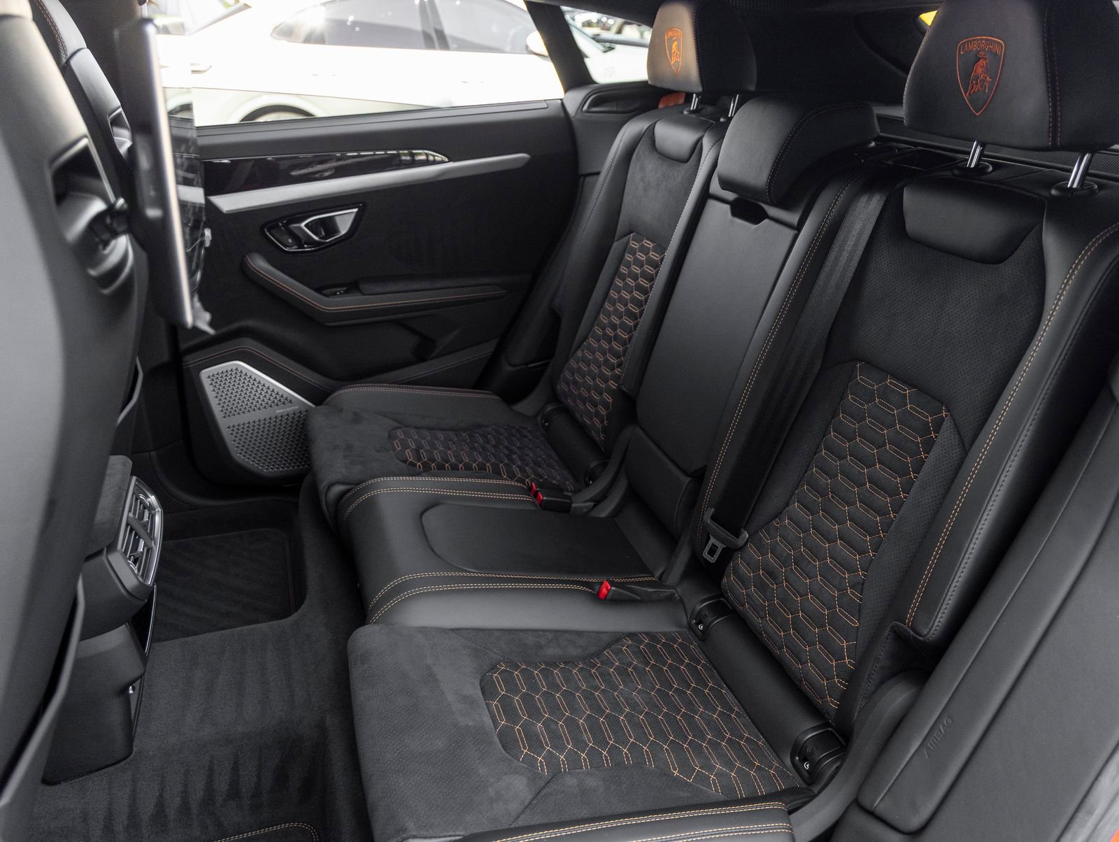 Used 2024 Lamborghini Urus S image 41