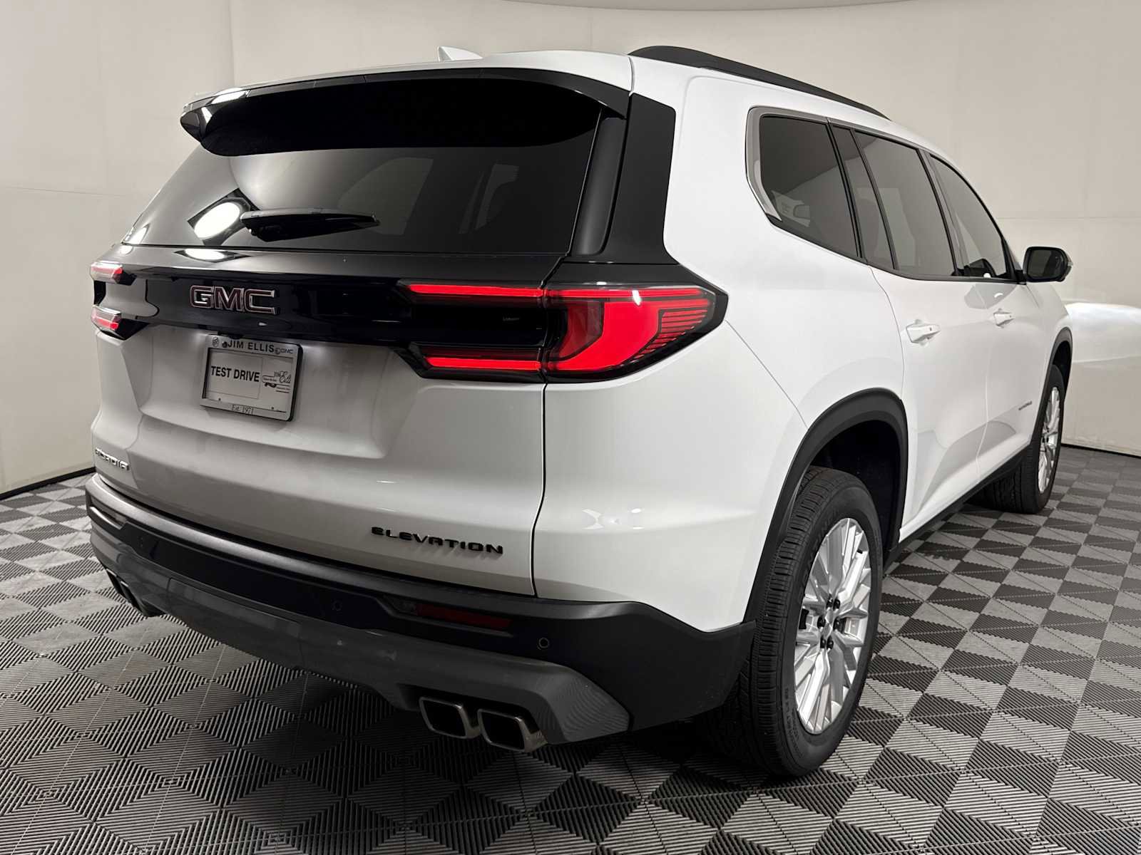 New 2025 GMC Acadia Elevation w/ Elevation Premium Package image 12