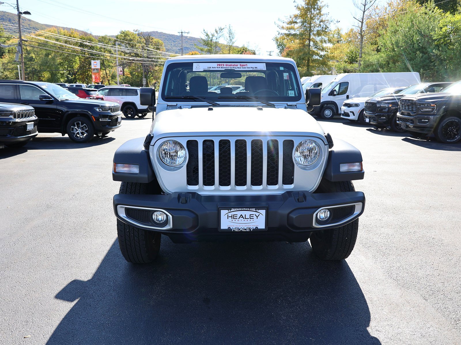 Used 2023 Jeep Gladiator Sport w/ Trailer Tow Package image 2