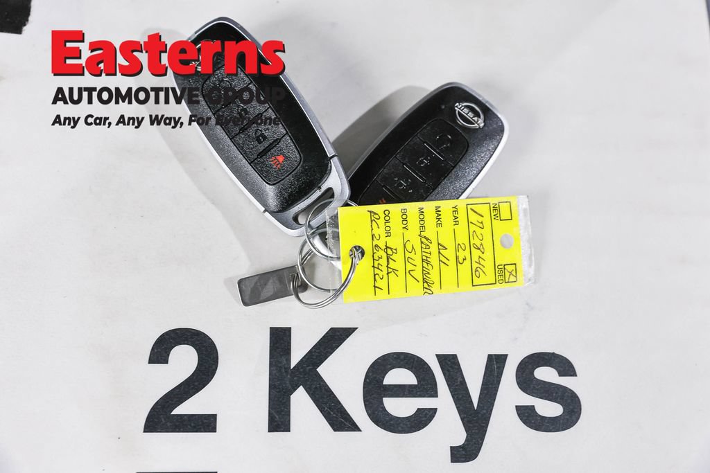 Used 2023 Nissan Pathfinder Rock Creek AWD/4WD image 28