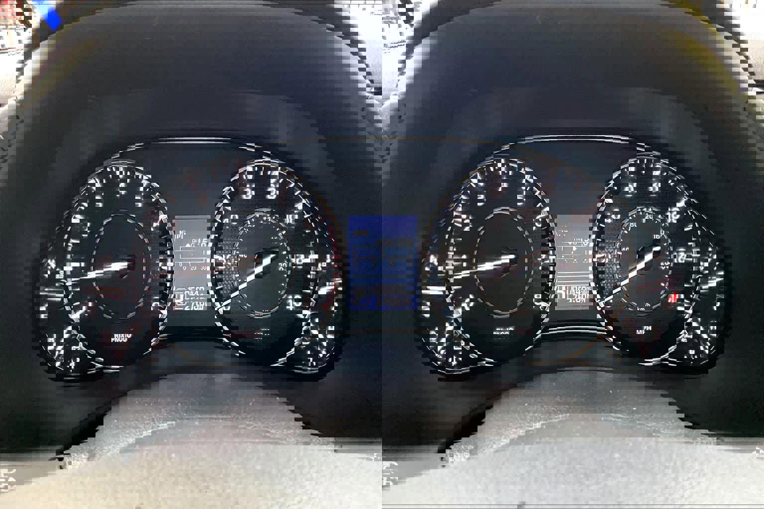 Used 2017 Nissan Armada Platinum w/ Captain Seat Package image 25