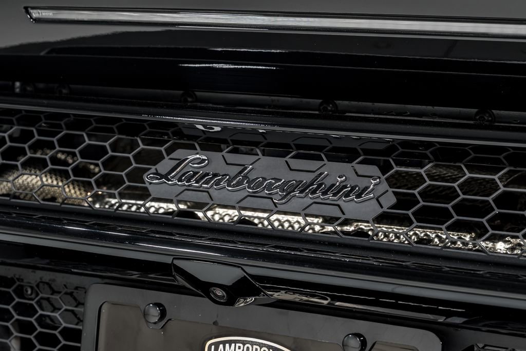 Used 2023 Lamborghini Huracan EVO image 52