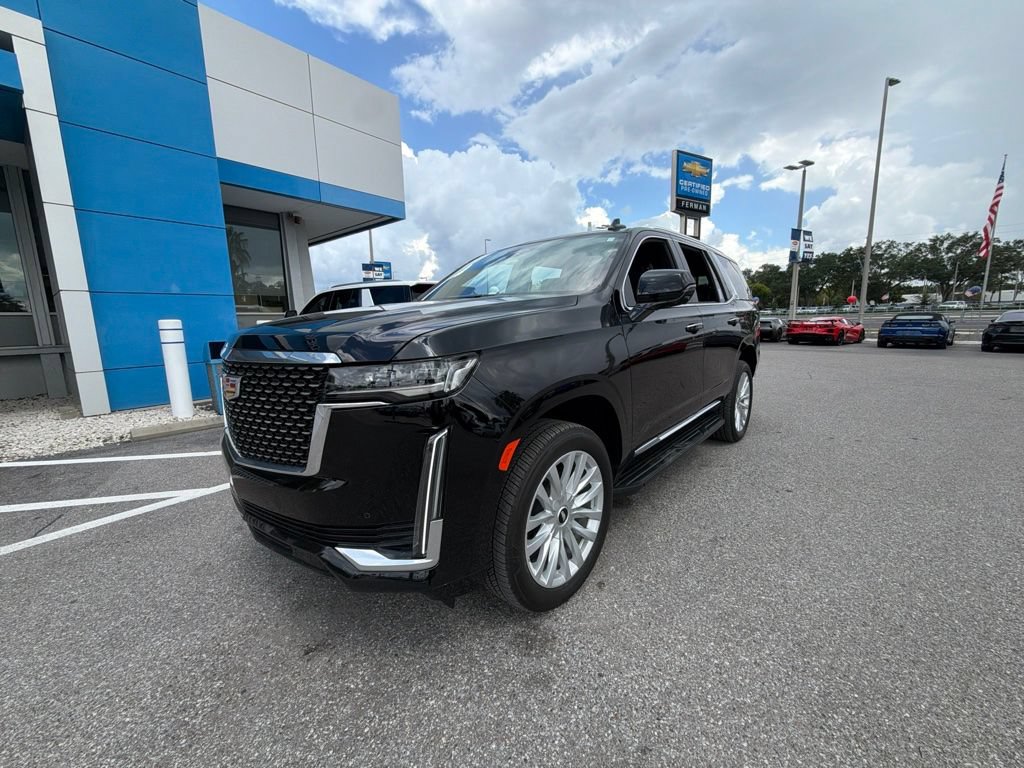 Used 2024 Cadillac Escalade Luxury RWD image 17