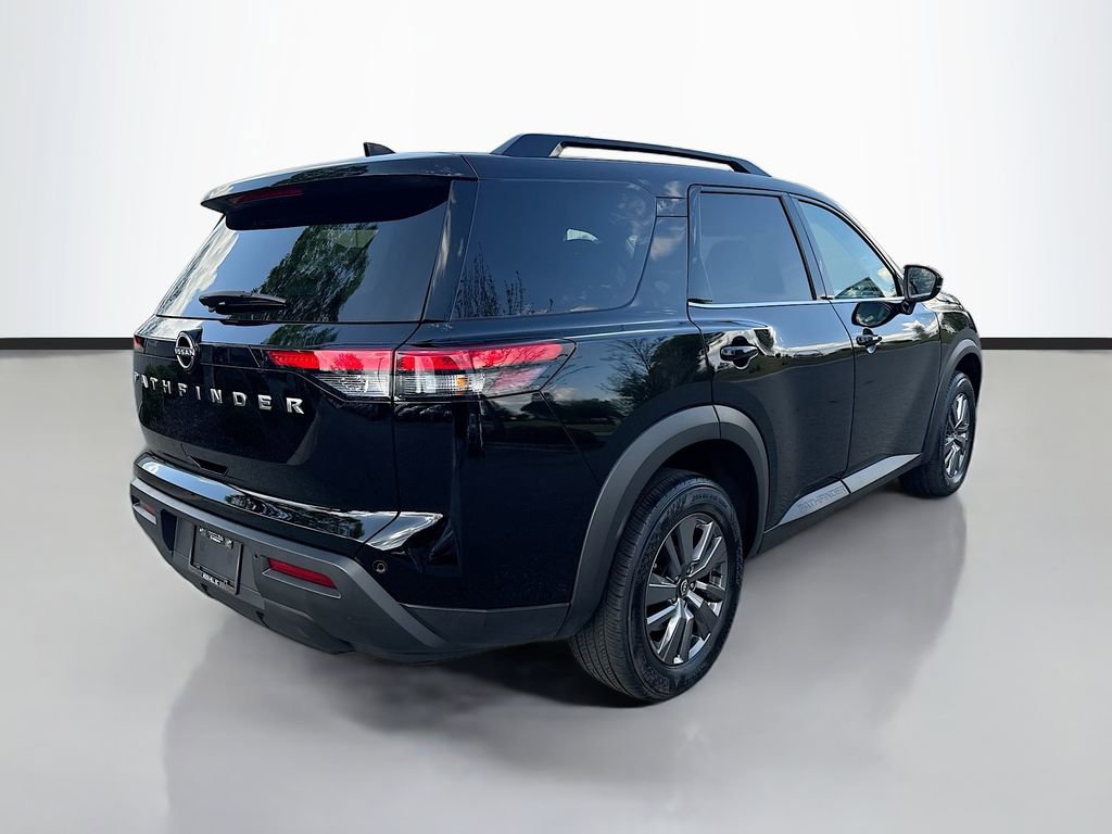 Used 2025 Nissan Pathfinder SV FWD image 8