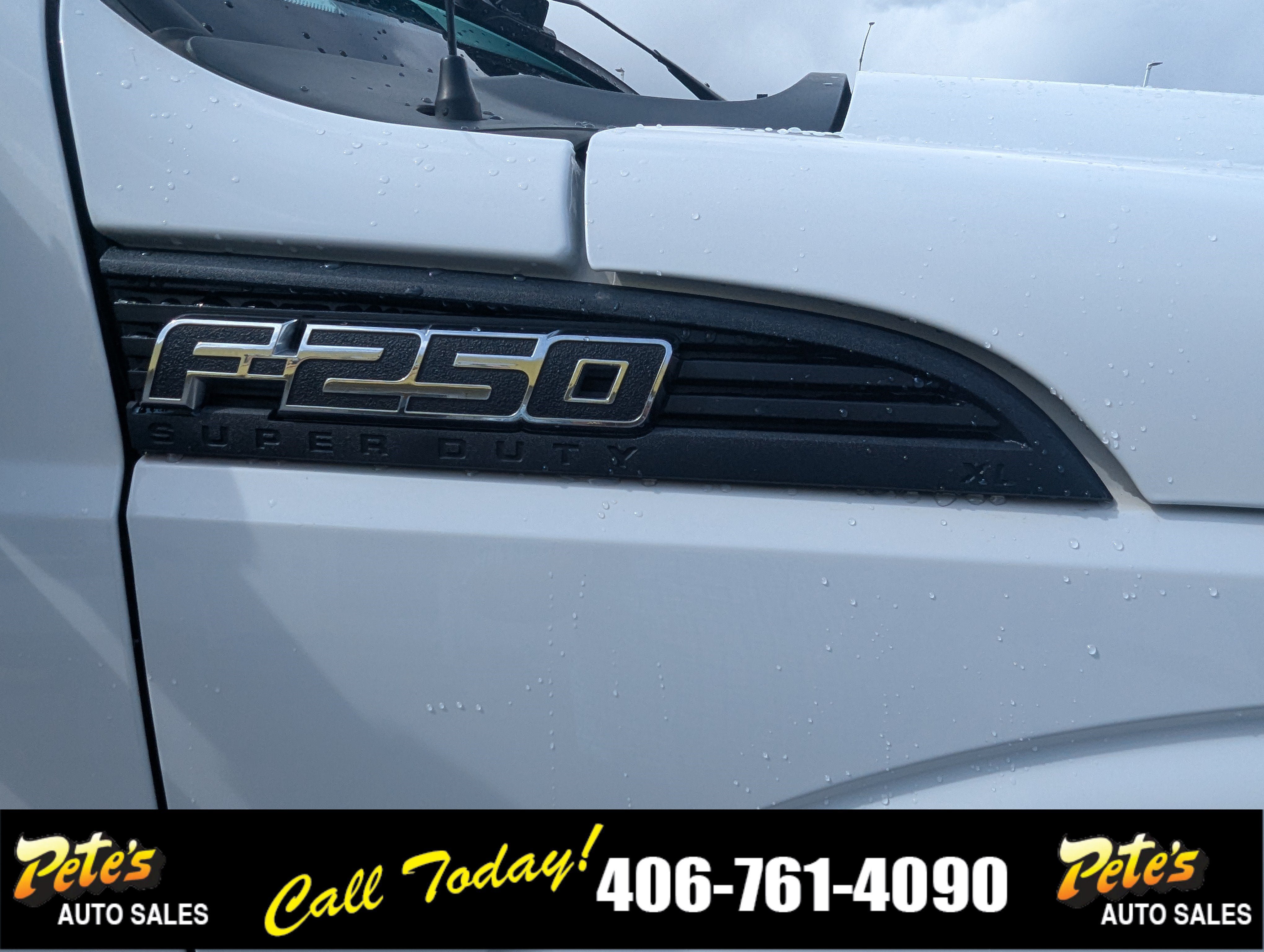 Used 2015 Ford F250 XL w/ Power Equipment Group AWD/4WD image 21