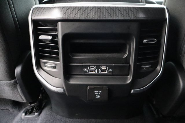 Used 2025 RAM 1500 Big Horn AWD/4WD image 32