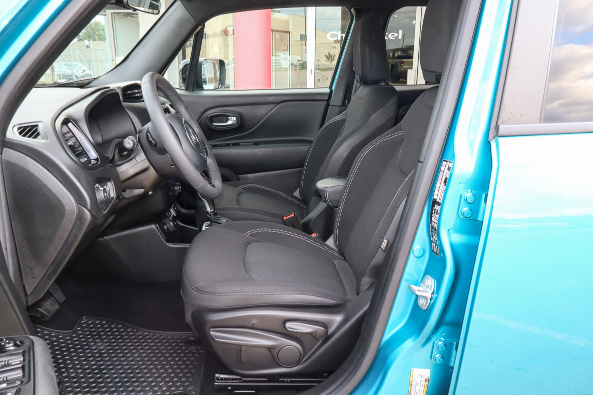 Used 2022 Jeep Renegade Altitude image 7